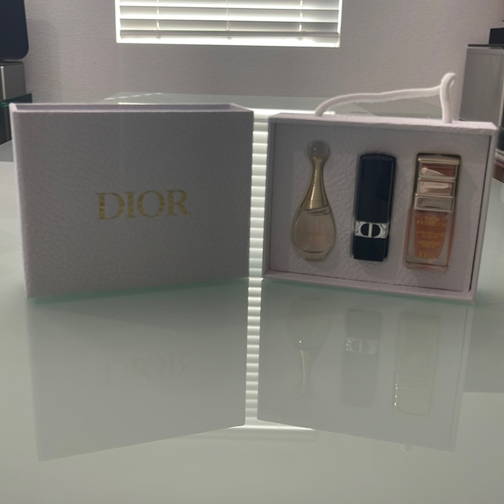 Brand New Mini Dior Beauty Gift Set